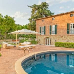 luksus ferie villa i toscana italien pool vingard1 castelmuzio outside00007