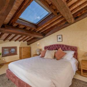 luksus ferie villa i toscana italien pool vingard90 castelmuzio topfloor00009